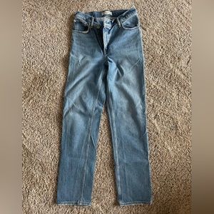 Abercrombie 90’s straight ultra high rise jean